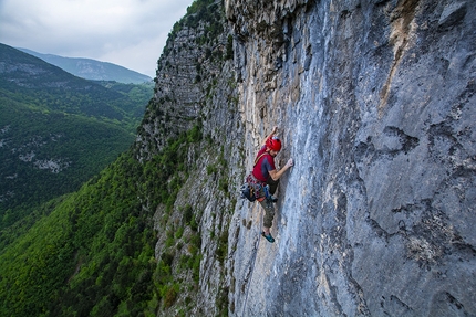 Roccione di Ranzo, Valle del Sarca, Nicola Cont, Martin Giovanazzi, Elio Mazzalai - Speta che Vegno, Croz dele Mirandole, Valle del Sarca: sul terzo tiro