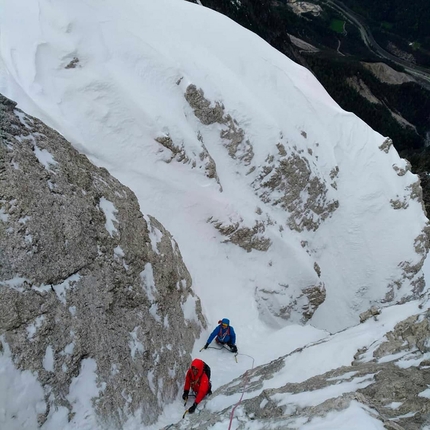 Bischofsmütze, Vittorio Messini, Matthias Wurzer, Hans Zlöbl - Vittorio Messini and Hans Zlöbl making the first ascent of Kitchen Window, Bischofsmütze North Face, East Tyrol