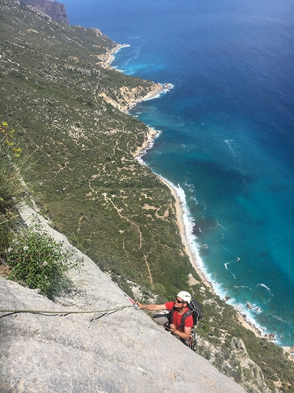 Arrampicata in Sardegna - La prima doppia di Freaky and mysterious, Monte su Mulone, Sardegna (Richard Felderer, Jaro Ovcacek)