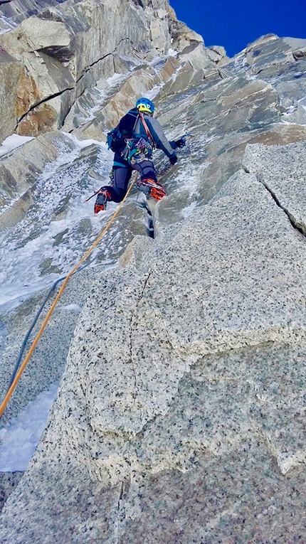 Grand Flambeau Monte Bianco, Ezio Marlier  - Ezio Marlier sul Grand Flambeau (Monte Bianco) durante l'apertura di Koala Pirla insieme a Alberto Corbella