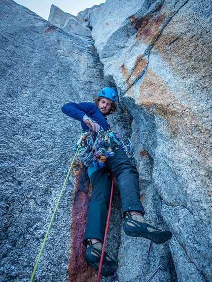 Mount Barrill, Ruth Gorge, Alaska, Daniel Joll, Kim Ladiges, Alastair McDowell, John Price - Kim Ladiges starting up King Cobra on Mount Barrill, Alaska