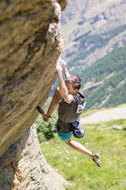 Gran Paradiso, Valle d'Aosta - Durante il Granpablok 2019, il meeting di arrampicata boulder al Gran Paradiso in Valle d’Aosta