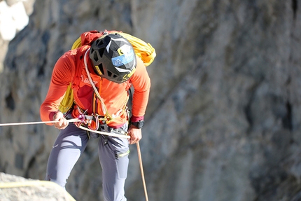 Peutérey Integral, Mont Blanc - François Cazzanelli climbing the Peutérey Integral in 12 hours and 12 minutes with Andreas Steindl 