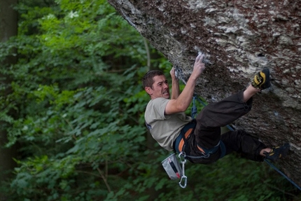 Action Direct - Adam Pustelnik repeating Action Directe 9a, Frankenjura, Germany