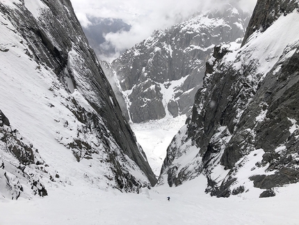 Kondus Valley Pakistan, Matteo della Bordella, Maurizio Giordani, Massimo Faletti e David Hall - Kondus Valley 2019: 