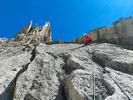 Gendarme du Cardinal / New rock climb in Mont Blanc massif