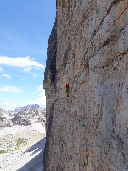 Tre Cime di Lavaredo, Dolomiti - Tre Cime di Lavaredo, Dolomiti: il 'Spaventevole' traverso della Via Cassin sulla Cima Ovest