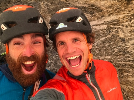 Eiger La Vida es Silbar - Sean Villanueva and Roger Schaeli on the top of the Eiger's Czech Pillar after having made the first one-day ascent of La Vida es Silbar