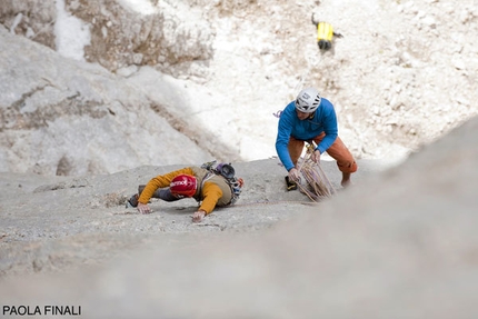 Menhir - Sass dla Crusc - Nicola Tondini nella prima libera di Menhir, Pilastro di Mezzo, Sass dla Crusc, Dolomiti