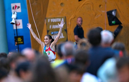 Laura Rogora Campionessa del Mondo Lead Giovanile ad Arco!