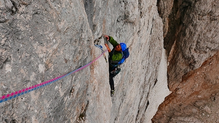 Mulaz, Pale di San Martino, Dolomiti - Durante l'apertura di Magic Line per Sofia sulla parete Ovest del Mulaz, Pale di San Martino, Dolomiti (Pierangelo Verri, Roberto Calabretto)