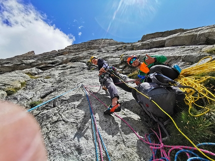 Petit Mont Greuvetta, Mont Blanc - Making the first ascent of Lloverà y yo verè, west face of Petit Mont Greuvetta, Mont Blanc (Camillo Bussolati, Matteo Castellini 2019)