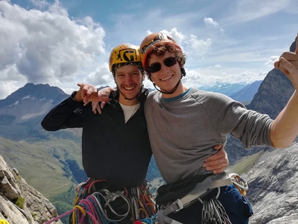 Petit Mont Greuvetta, Mont Blanc - Camillo Bussolati and Matteo Castellini celebrating the first ascent of Lloverà y yo verè, west face of Petit Mont Greuvetta, Mont Blanc (Camillo Bussolati, Matteo Castellini 2019)