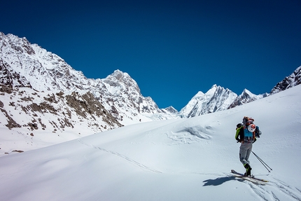 Yarkhun valley, Pakistan, Pierrick Fine, Antoine Rolle, Aurélien Vaissière, Symon Welfringer - Durante la prima salita di Risht Peak nella valle Yarkhun, Pakistan, Pierrick Fine, Antoine Rolle, Aurélien Vaissière, Symon Welfringer