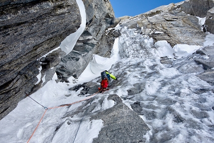 Yarkhun valley, Pakistan, Pierrick Fine, Antoine Rolle, Aurélien Vaissière, Symon Welfringer - Making the first ascent of Risht Peak in the Yarkhun valley, Pakistan, Pierrick Fine, Antoine Rolle, Aurélien Vaissière, Symon Welfringer