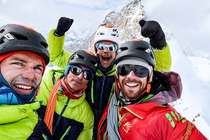 Yarkhun valley, Pakistan, Pierrick Fine, Antoine Rolle, Aurélien Vaissière, Symon Welfringer - Aurélien Vaissière, Pierrick Fine, Symon Welfringer and Antoine Rolle on the summit of Risht Peak in the Yarkhun valley, Pakistan