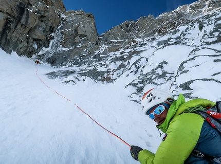 Yarkhun valley, Pakistan, Pierrick Fine, Antoine Rolle, Aurélien Vaissière, Symon Welfringer - Durante la prima salita di Risht Peak nella valle Yarkhun, Pakistan, Pierrick Fine, Antoine Rolle, Aurélien Vaissière, Symon Welfringer