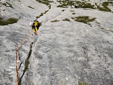 Dolomiti di Brenta, Cima Uomo, Dimitri Bellomi, Michele Lucchini - Moondance alla Cima Uomo, Dolomiti di Brenta: al termine della Dülfer