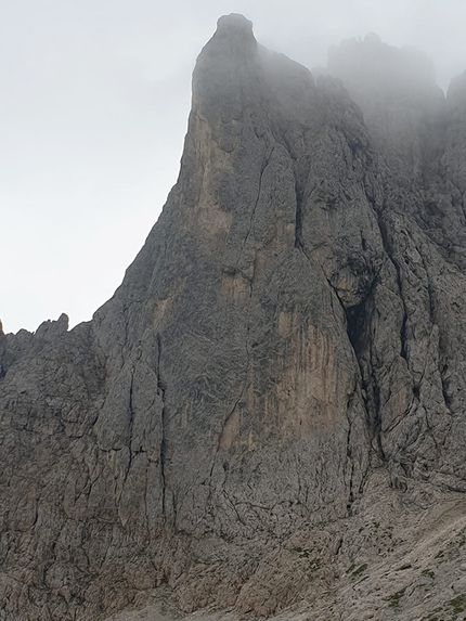 Pale di San Martino Dolomiti, Stefano Menegardi, Stefano Piatti - Campanile Negrelli, Pale di San Martino, Dolomiti