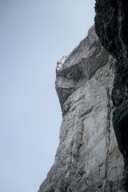 Corna Rossa, Dolomiti di Brenta, Silvestro Franchini, Manuel Bontempelli - Il tetto della Via Donato Zeni sulla Corna Rossa, Dolomiti di Brenta