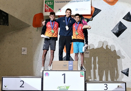 Campionati Europei di arrampicata Boulder di Bressanone - 2. Héctor Bazan Martín 1. Paul Jenft 3. Alberto Ginés López, Campionati Europei di arrampicata Boulder di Bressanone