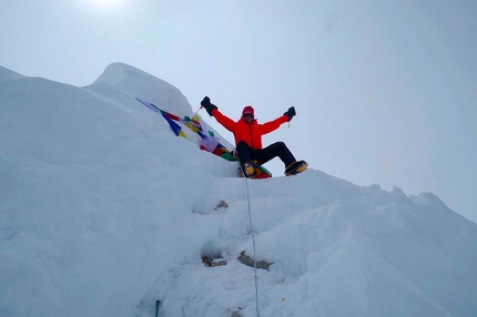 Manaslu - François Cazzanelli in cima al Manaslu