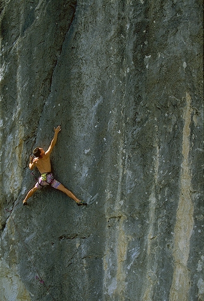 Luca Zardini - Luca Zardini climbing at Crepe de Oucera