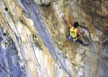 Pietro Dal Prà - Pietro Dal Prà climbing Hotel Supramonte