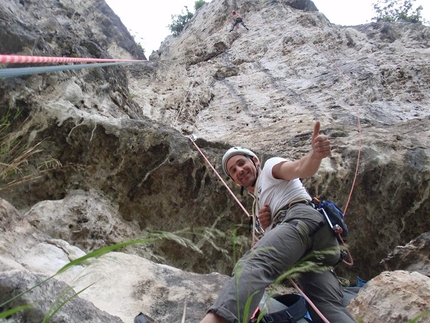 Vuoto a Rendere, nuova via d’arrampicata in Val d’Adige di Alessandro Arduini e Ivan Maghella