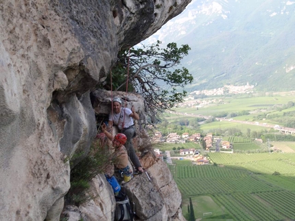 Val d'Adige, Alessandro Arduini, Ivan Maghella - Vuoto a Rendere, Monte Cimo, Val d'Adige (Alessandro Arduini, Ivan Maghella estate 2019)