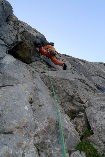 Torre Spinotti, Alpi Carniche - Durante l'apertura di Geronimo alla Torre Spinotti, gruppo Coglians-Cjanevate, Alpi Carniche (Michal Coubal, Anna Coubalová 12/08/2019)