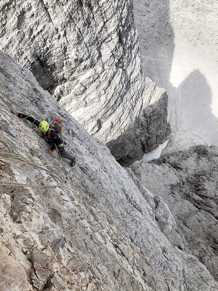 Tre Cime di Lavaredo Dolomiti - Cima Piccola, Tre Cime di Lavaredo, Dolomiti: durante l'apertura di Nostalgie (Manuel Baumgartner, Mark Oberlechner 2019)