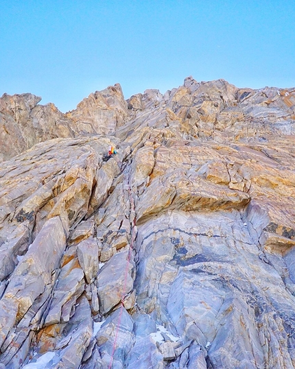 Koyo Zom, Tom Livingstone, Ally Swinton - Koyo Zom, Pakistan: first ascent of west face by Tom Livingstone e Ally Swinton