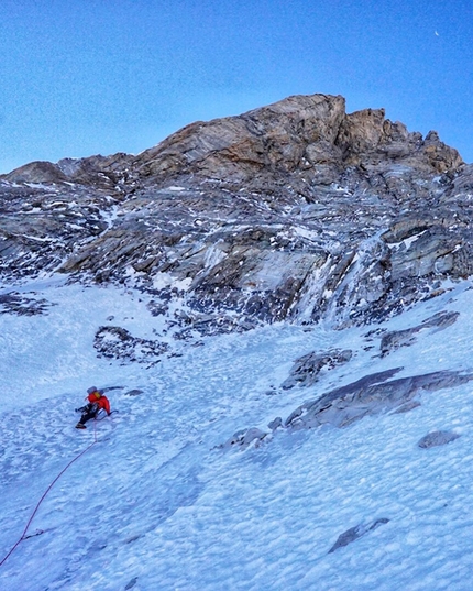 Koyo Zom, Tom Livingstone, Ally Swinton - Koyo Zom, Pakistan: first ascent of west face by Tom Livingstone e Ally Swinton