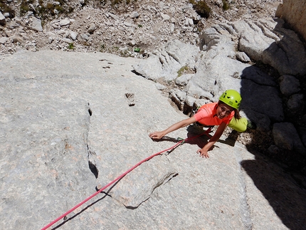 Gran Sasso, Corno Piccolo, Fiamme di Pietra, Riccardo Quaranta - Gran Sasso: in arrampicata trad alle Fiamme di Pietra del Corno Piccolo