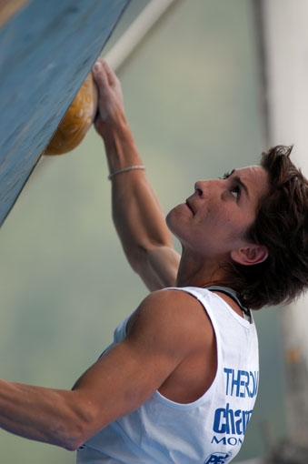 Bouldering World Championship 2003, Chamonix - Corinne Theroux, Bouldering World Championship 2003 Chamonix