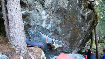 Davide Bassotto - Davide Bassotto su New Base Line 8B+ a Magic Line in Svizzera