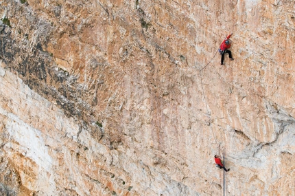 The Scoiattoli climbing in the Dolomites - The Scoiattoli climbing in the Dolomites