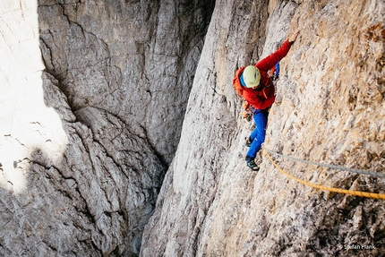 Torri del Vajolet, Catinaccio, Dolomiti - L'apertura di Dos Cervezas alla Torre Delago, Torri del Vajolet, Catinaccio (Johannes Egger, Stefan Plank, Paul Mair, Max Renner, 2019)