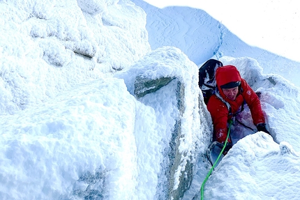 Grand Flambeau Mont Blanc, Ezio Marlier - Sergio Fiorenzano on Grand Flambeau (Mont Blanc) making the first ascent of Cuori di ghiaccio with Ezio Marlier