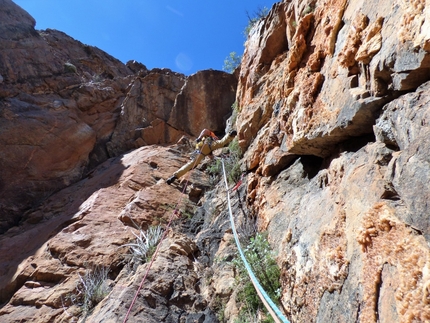 Anti Atlante Marocco, arrampicata - Anti Atlante Marocco: in apertura su Cascata di Cristalli, Kakaa Wall / Lazal Wall (Michele Focchi, Giovanni Pagnoncelli, Marcello Sanguineti)