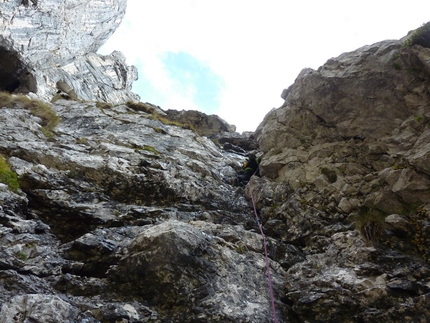 Via dei Camorzieri, Monti del Sole, Dolomiti Bellunesi, Beppe Ballico, Saverio De Toffol - Sul primo tiro di Via dei Camorzieri, Monti del Sole, Dolomiti Bellunesi