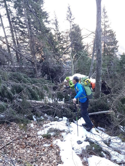 Dolomiti di Brenta, Rolando Larcher, Yurka Libera, Cima Sparavieri - Dolomiti di Brenta: tentativo di prima libera di Yurka Libera alla Cima Sparavieri (Luca Giupponi, Fabio Leoni, Rolando Larcher 30/12/2018)