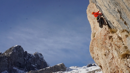 Dolomiti di Brenta, Rolando Larcher, Yurka Libera, Cima Sparavieri - Dolomiti di Brenta: tentativo di prima libera di Yurka Libera alla Cima Sparavieri (Luca Giupponi, Fabio Leoni, Rolando Larcher 30/12/2018)