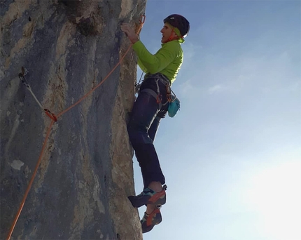 Dolomiti di Brenta, Rolando Larcher, Yurka Libera, Cima Sparavieri - Dolomiti di Brenta: tentativo di prima libera di Yurka Libera alla Cima Sparavieri (Luca Giupponi, Fabio Leoni, Rolando Larcher 30/12/2018)