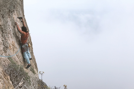 Sardegna arrampicata - Figlia di un temporale, Monte Ginnircu, Sardegna (Daniele Maccagno, Enrico Turnaturi)