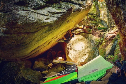 Ryuichi Murai frees United, 8C+ boulder in Japan