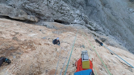 Sassopiatto, Dolomiti - Sassopiatto, Dolomiti: Melodia dl chiet - Cresta dl infiern salito da Martin Dejori, Aaron Moroder, Alex Walpoth (27- 28/08/2019)