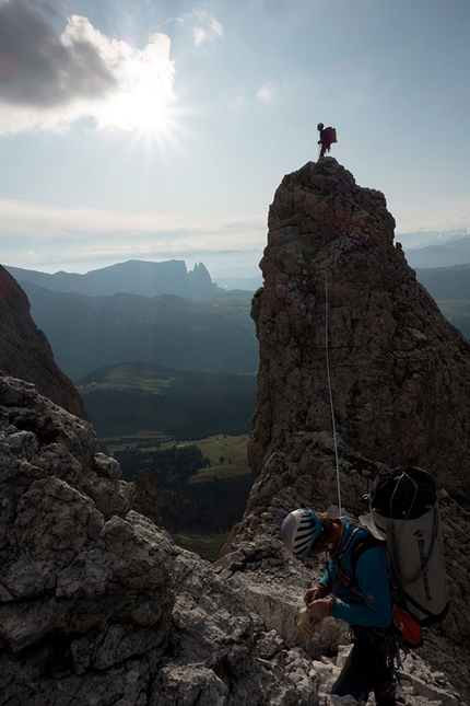 Sassopiatto, Dolomiti - Sassopiatto, Dolomiti: Melodia dl chiet - Cresta dl infiern salito da Martin Dejori, Aaron Moroder, Alex Walpoth (27- 28/08/2019)