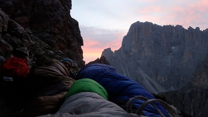 Sassopiatto, Dolomiti - Sassopiatto, Dolomiti: Melodia dl chiet - Cresta dl infiern salito da Martin Dejori, Aaron Moroder, Alex Walpoth (27- 28/08/2019)